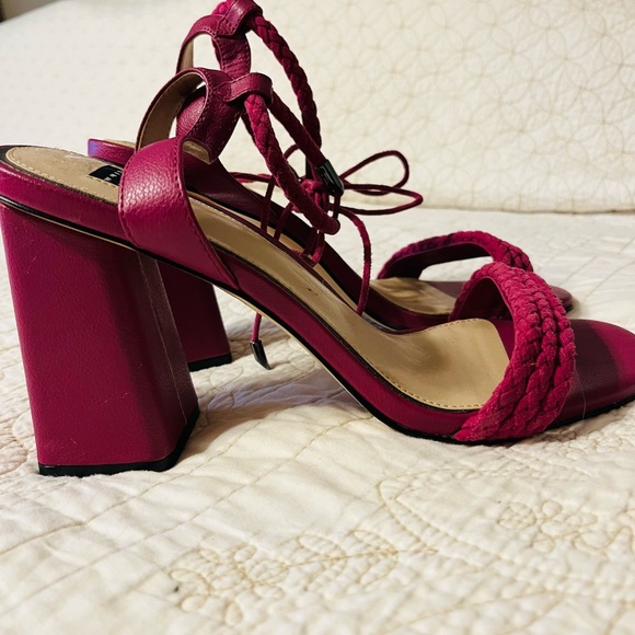 WHIBM $100 Braided Strappy High-Heel Sandals - Picture 5 of 5